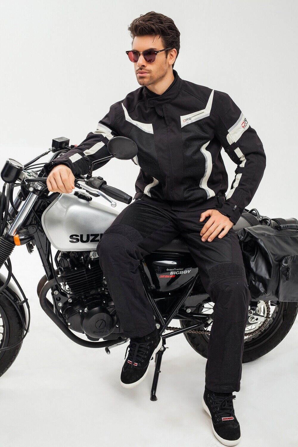 Motorcycle Summer Air Mesh Breathable Riding Jacket with CE Armour Reflective Body Protection - KIYOKI