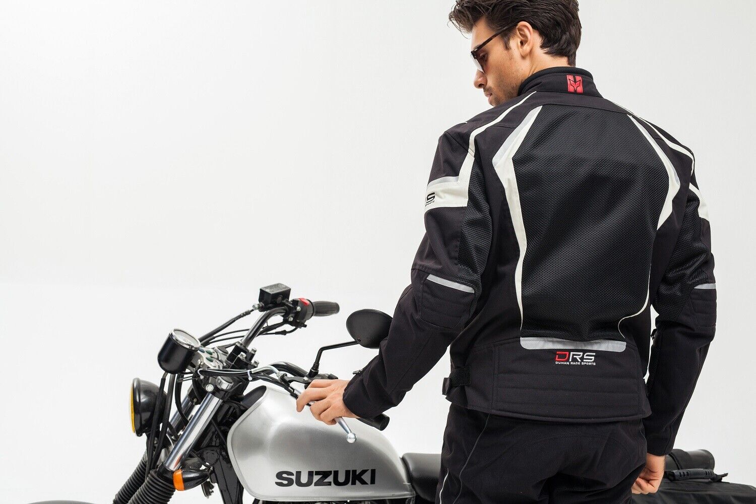 Motorcycle Summer Air Mesh Breathable Riding Jacket with CE Armour Reflective Body Protection - KIYOKI